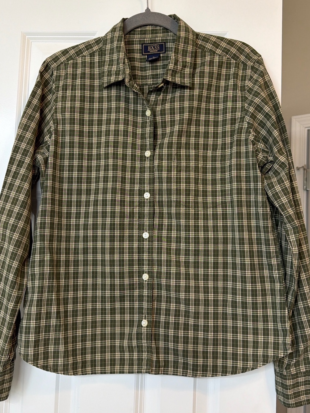 G.H. Bass Green Plaid Button Up Shirt Women’s M